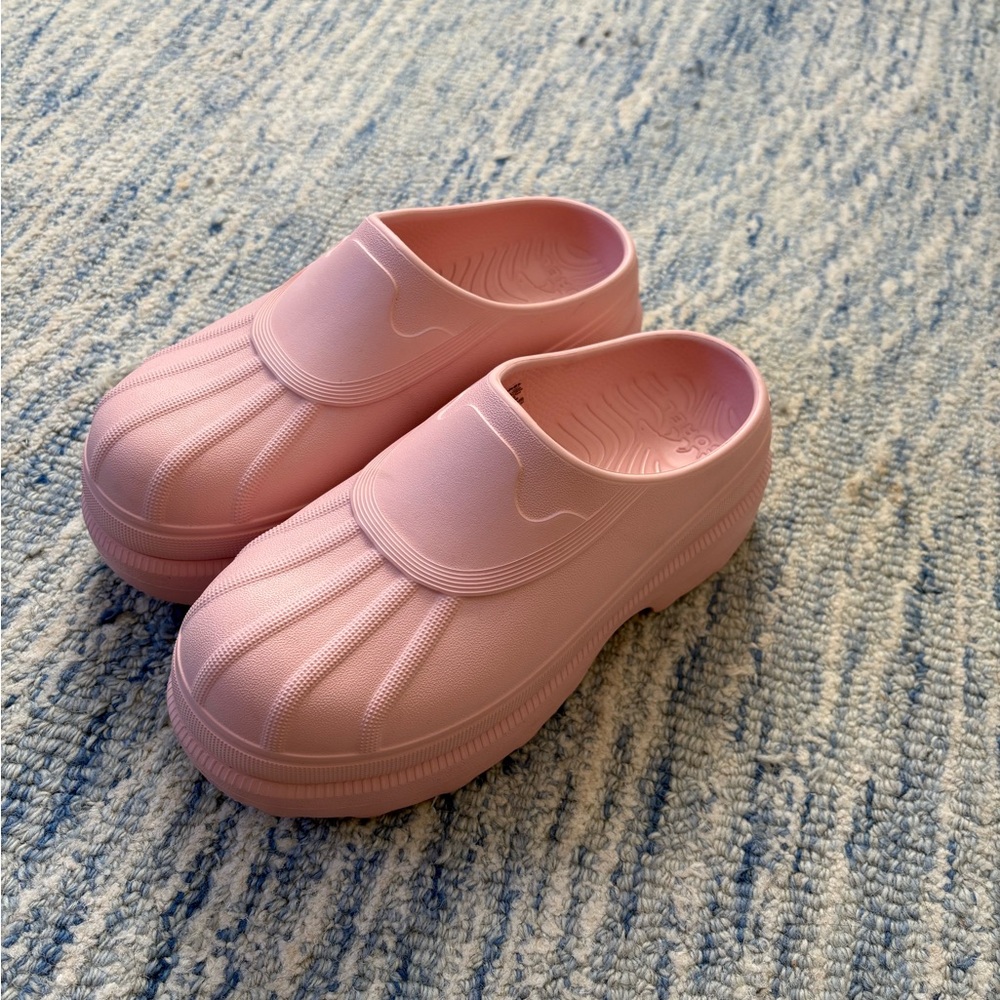 Sorel Caribou Clogs